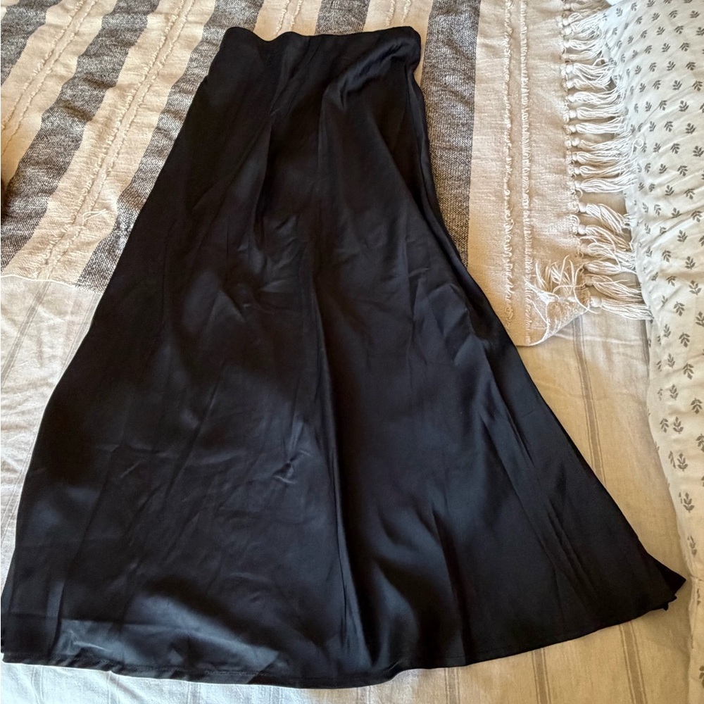 Beatiful A-cut long satin skirt